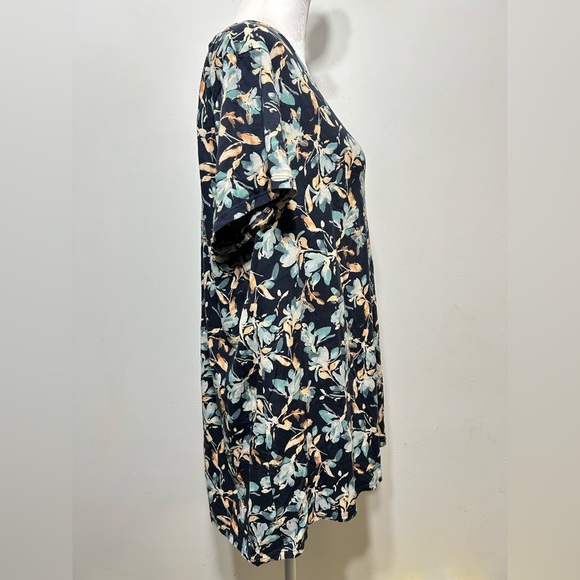 Pure Jill by J Jill 100% Pima Cotton Floral Elliptical Scoop Neck Tee Shirt - Picture 3 of 7